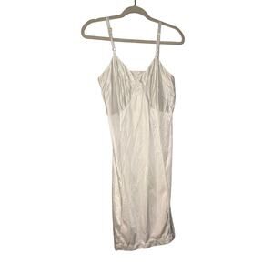 Sears The Doesn't Slip Anti Cling Soft Cozy Silky Slip